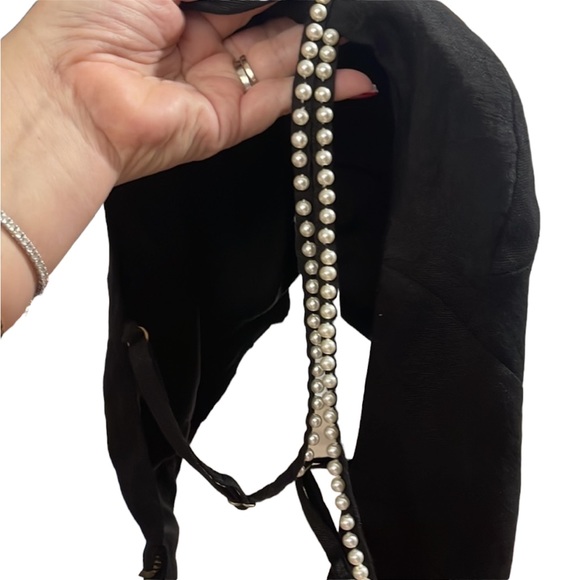 Carolina Benoit black top with beautiful pearl details. Size S - Picture 11 of 15